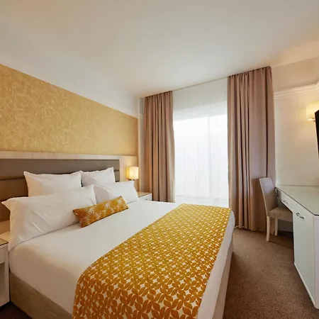 Alua Sunny Beach Resort & Spa ホテル 5*